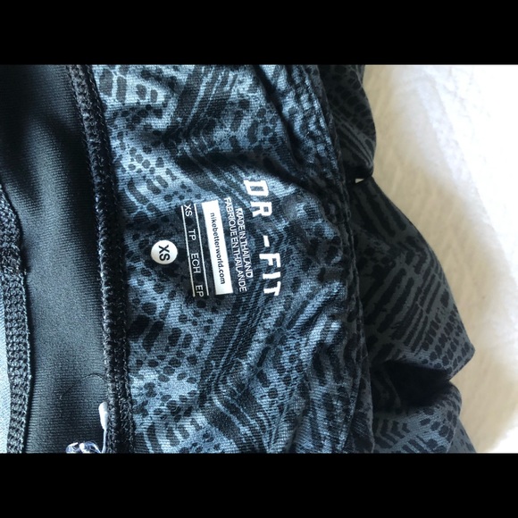 Nike Running Printed Cropped Drawstring Tights XS - Picture 8 of 9